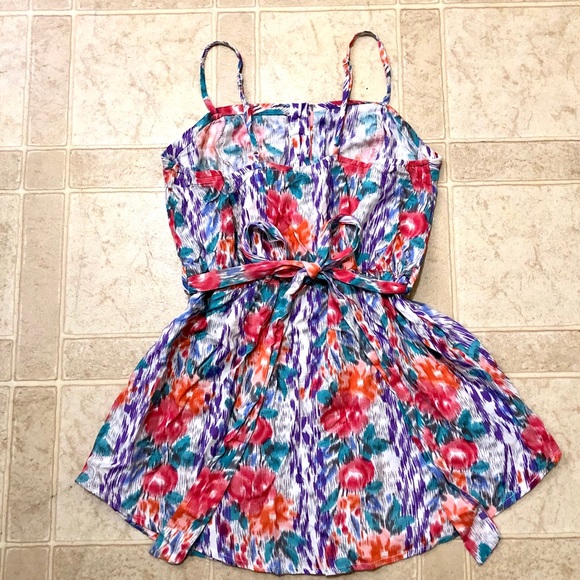 Multi Print/Color Top 💜💗💙 - Picture 3 of 4